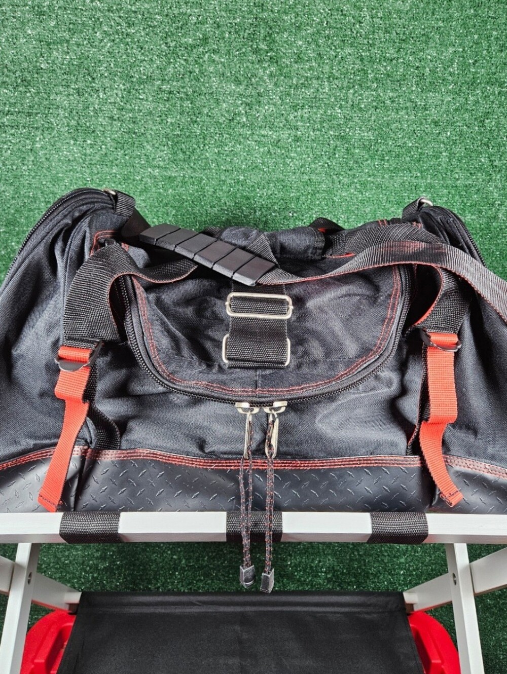 Vintage 1999 Marlboro Rugged Utility Duffel Bag / Black & Red / 24"×12"×12"